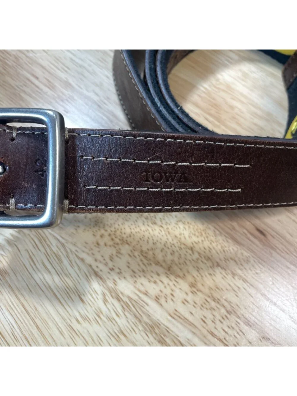 Jack Mason NCAA Iowa Hawkeyes Reversible Leather Fabric Belt Men Size 42
